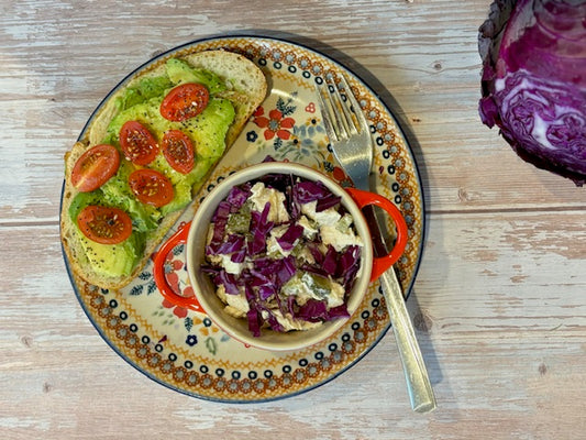 chicken salad with red cabbage